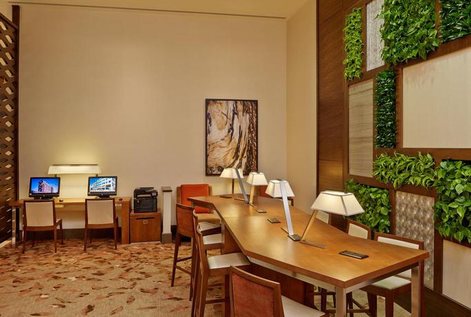 Imagen de los interiores del Hotel The Westin Crystal City Reagan National Airport. Foto 12