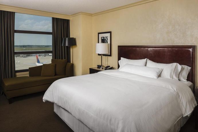 Imagen de la habitación del Hotel The Westin Detroit Metropolitan Airport. Foto 6