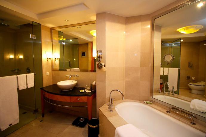 Imagen de la habitación del Hotel The Westin Dhaka. Foto 5