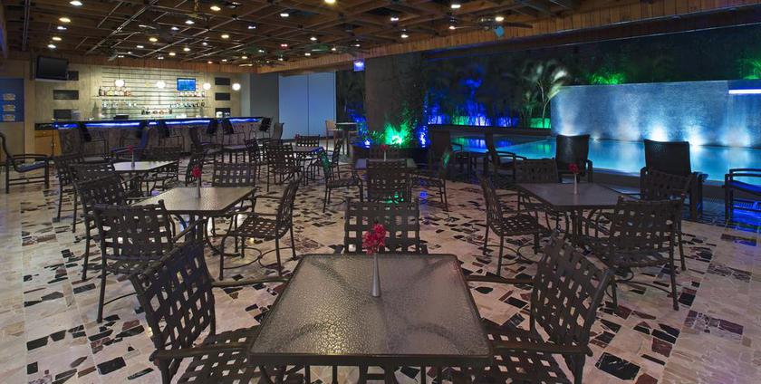 Imagen del bar/restaurante del Hotel The Westin Dhaka. Foto 4