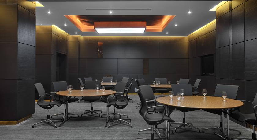 Imagen de los interiores del Hotel The Westin Doha and Spa. Foto 12