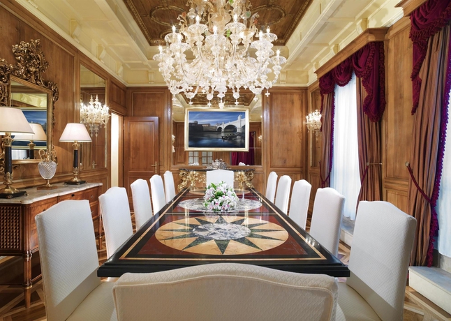 Imagen de los interiores del Hotel The Westin Excelsior, Rome. Foto 11