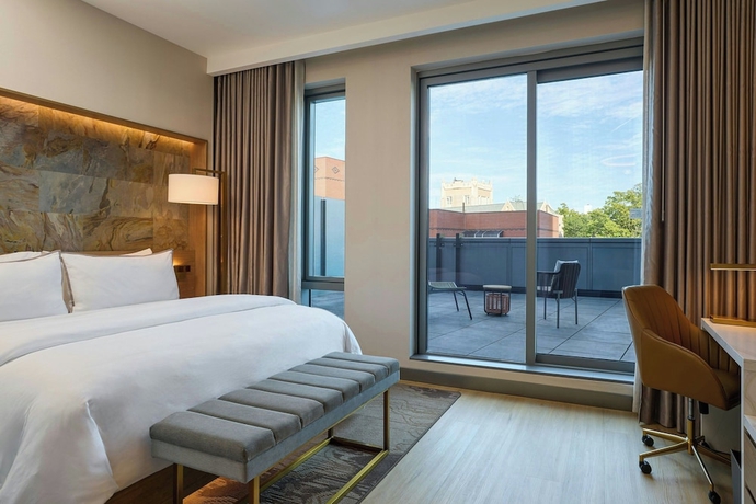 Imagen de la habitación del Hotel The Westin Flushing Laguardia Airport. Foto 6