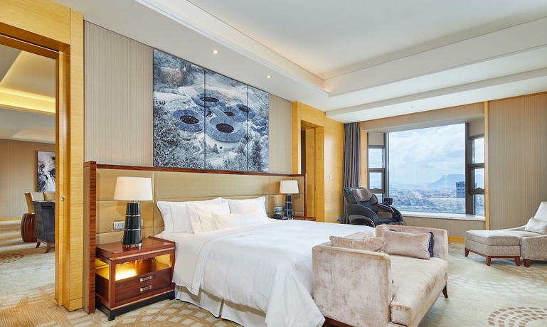 Imagen de la habitación del Hotel The Westin Fuzhou Minjiang. Foto 12