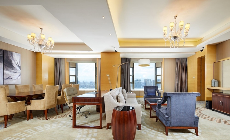 Imagen de la habitación del Hotel The Westin Fuzhou Minjiang. Foto 13