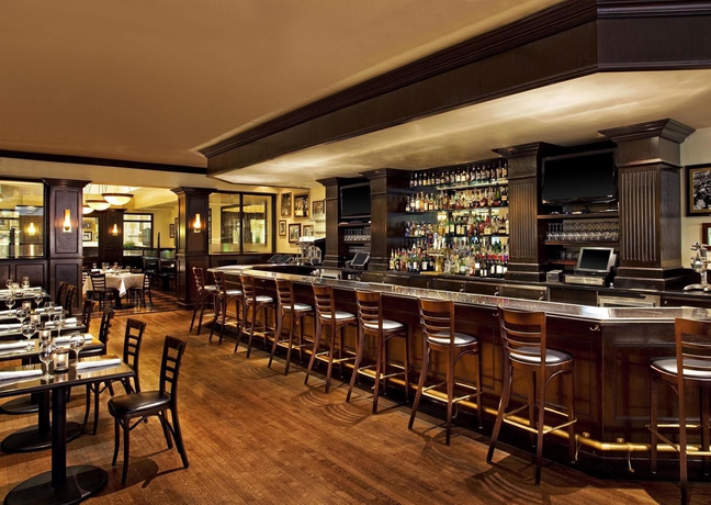 Imagen del bar/restaurante del Hotel The Westin Galleria Houston. Foto 3