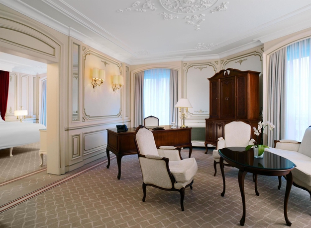 Imagen de la habitación del Hotel The Westin Grand Berlin. Foto 8