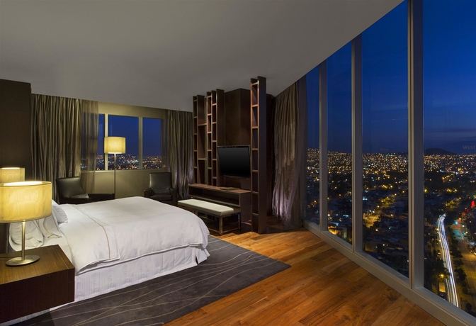 Imagen de la habitación del Hotel The Westin Guadalajara. Foto 11