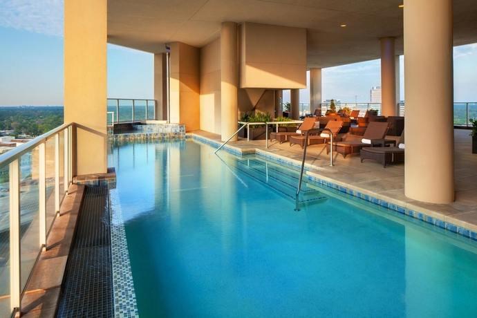 Imagen de la piscina del Hotel The Westin Houston, Memorial City. Foto 16