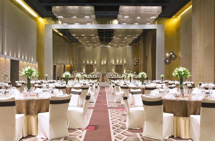 Imagen de los interiores del Hotel The Westin Hyderabad Mindspace. Foto 12