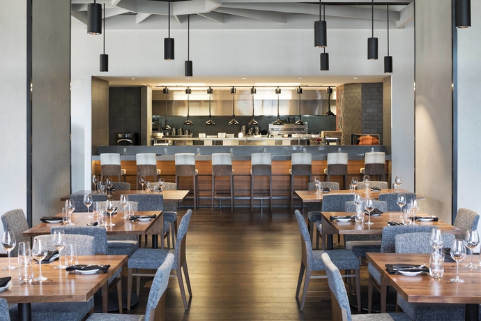 Imagen del bar/restaurante del Hotel The Westin Jackson. Foto 3