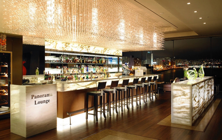 Imagen del bar/restaurante del Hotel The Westin Josun Busan. Foto 2