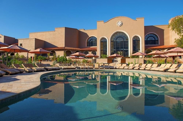 Imagen de los exteriores del Hotel The Westin La Paloma Resort and Spa. Foto 15