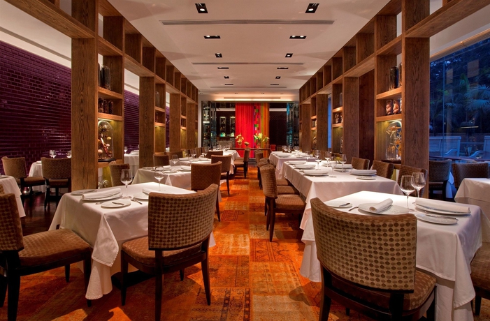 Imagen del bar/restaurante del Hotel The Westin Lima and Convention Center. Foto 3