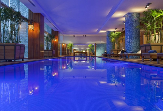 Imagen de la piscina del Hotel The Westin Lima and Convention Center. Foto 14