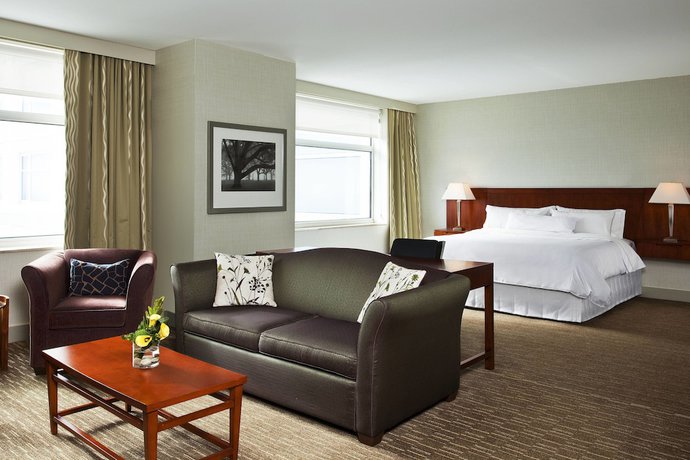 Imagen de la habitación del Hotel The Westin Lombard Yorktown Center. Foto 9