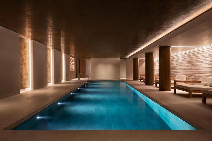 Imagen de la piscina del Hotel The Westin London City. Foto 14