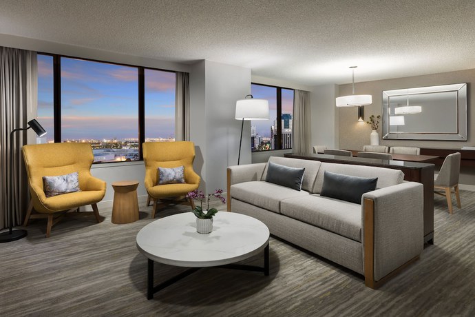 Imagen de la habitación del Hotel The Westin Long Beach. Foto 5