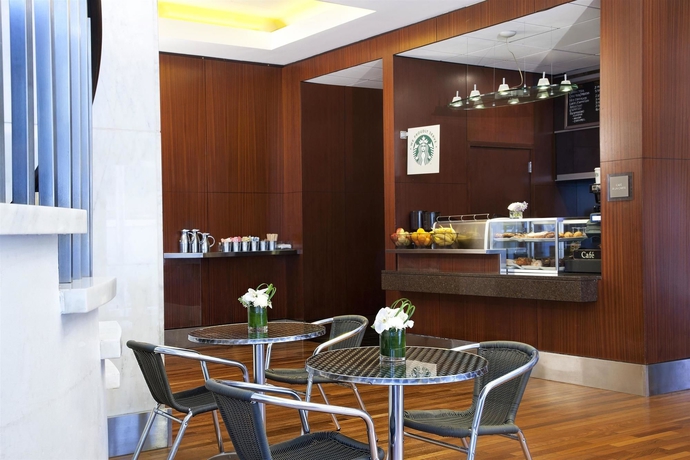 Imagen del bar/restaurante del Hotel The Westin Michigan Avenue Chicago. Foto 3