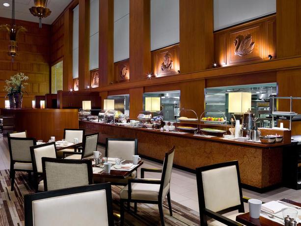 Imagen del bar/restaurante del Hotel The Westin Minneapolis. Foto 2