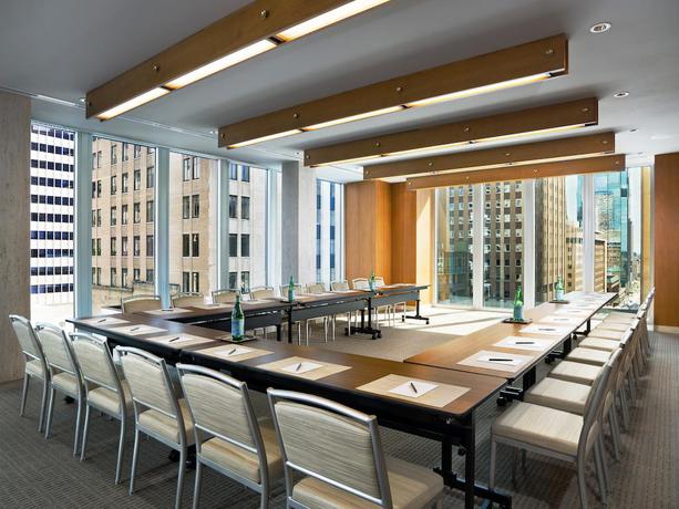 Imagen de los interiores del Hotel The Westin Minneapolis. Foto 13