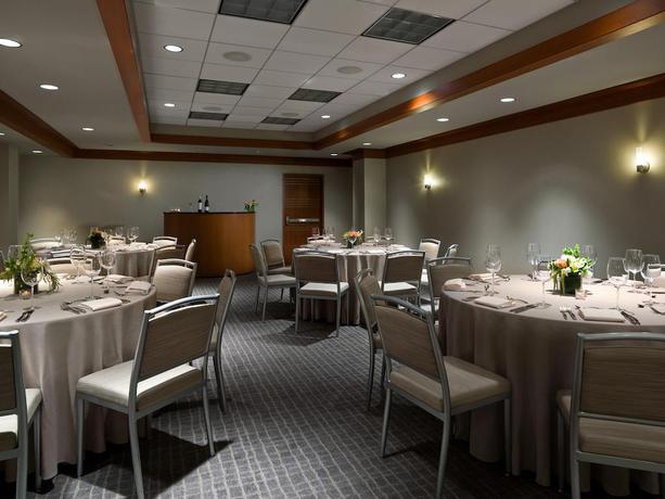 Imagen del bar/restaurante del Hotel The Westin Minneapolis. Foto 4