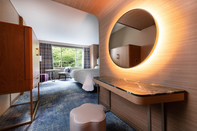Imagen de la habitación del Hotel The Westin Miyako Kyoto. Foto 15