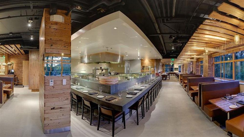 Imagen del bar/restaurante del Hotel The Westin Monache Resort, Mammoth. Foto 6