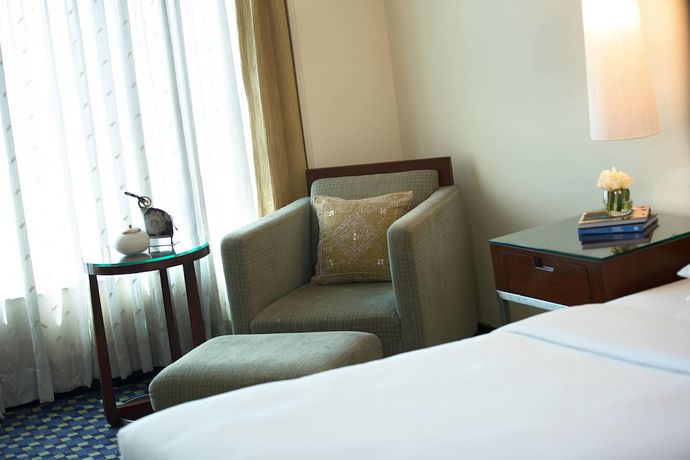 Imagen de la habitación del Hotel The Westin Mumbai Powai Lake. Foto 8