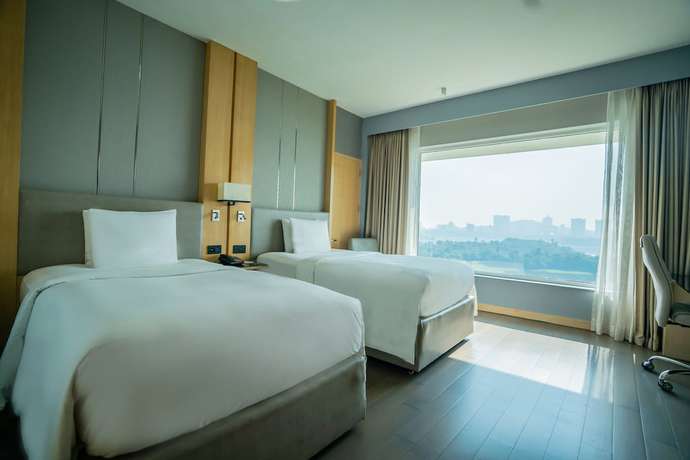 Imagen de la habitación del Hotel The Westin Mumbai Powai Lake. Foto 10