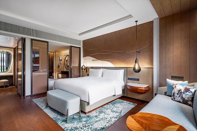 Imagen de la habitación del Hotel The Westin Nanjing Resort and Spa. Foto 3