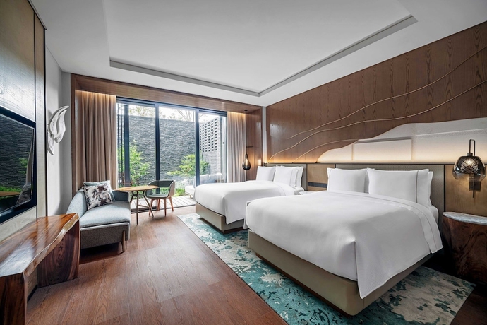 Imagen de la habitación del Hotel The Westin Nanjing Resort and Spa. Foto 8