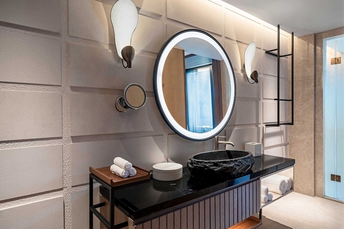 Imagen de la habitación del Hotel The Westin Nanjing Resort and Spa. Foto 9