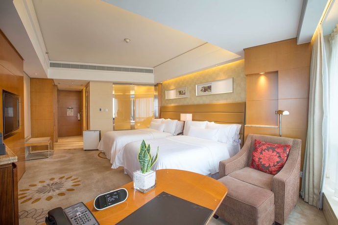 Imagen de la habitación del Hotel The Westin Nanjing Xuanwu Lake. Foto 9