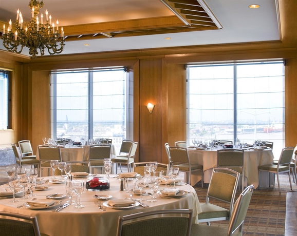 Imagen del bar/restaurante del Hotel The Westin New Orleans. Foto 2