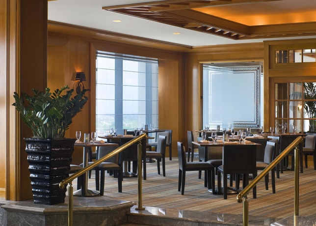 Imagen del bar/restaurante del Hotel The Westin New Orleans. Foto 3