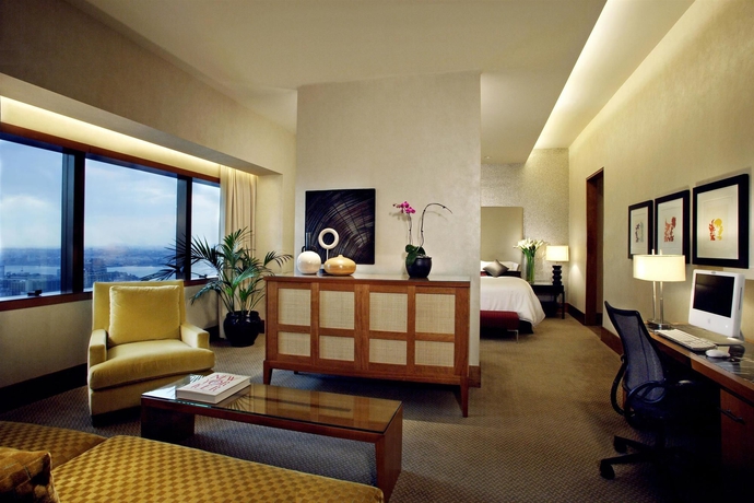 Imagen de la habitación del Hotel The Westin New York At Times Square. Foto 2