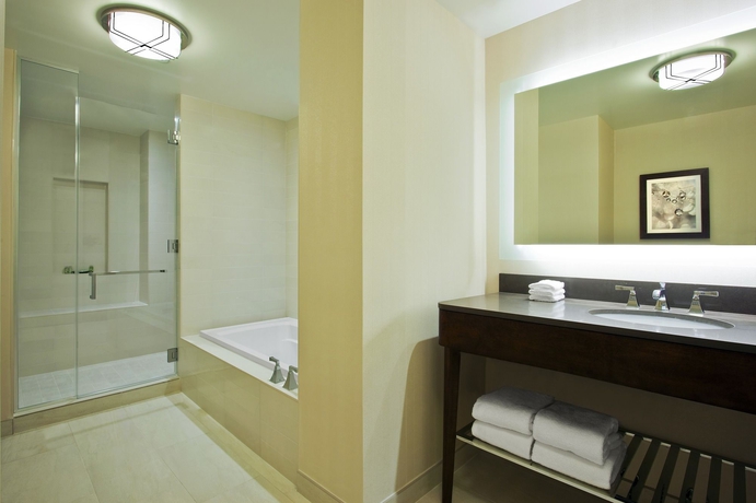 Imagen de la habitación del Hotel The Westin New York Grand Central. Foto 2