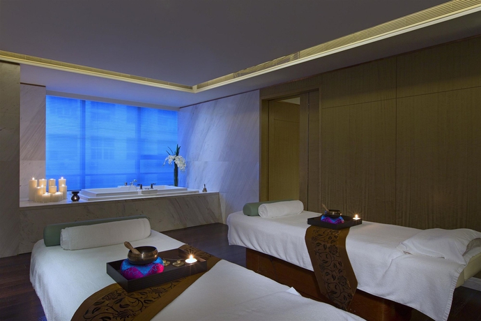 Imagen de la piscina del Hotel The Westin Ningbo. Foto 16