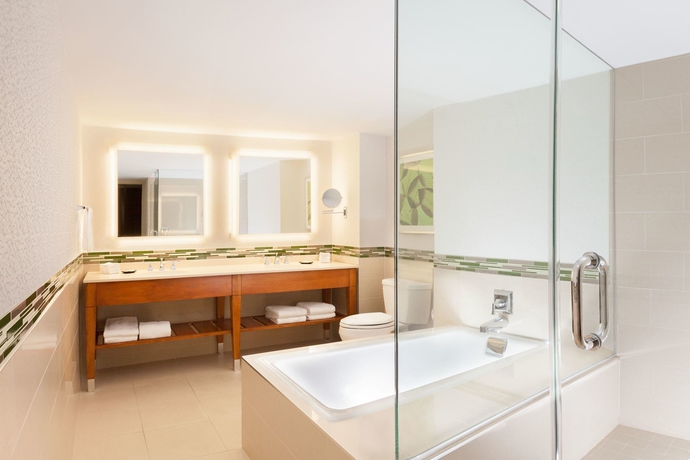 Imagen de la habitación del Hotel The Westin Ottawa. Foto 7