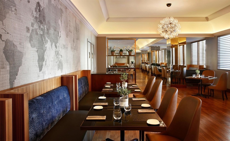 Imagen del bar/restaurante del Hotel The Westin Palace, Milan. Foto 5