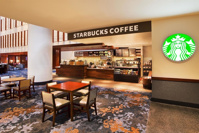 Imagen del bar/restaurante del Hotel The Westin Peachtree Plaza, Atlanta. Foto 3