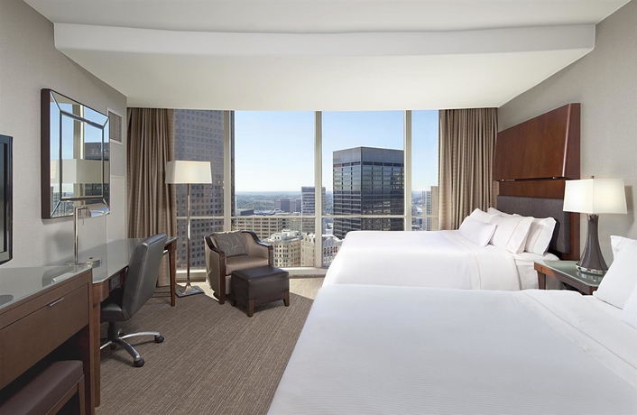 Imagen de la habitación del Hotel The Westin Peachtree Plaza, Atlanta. Foto 6
