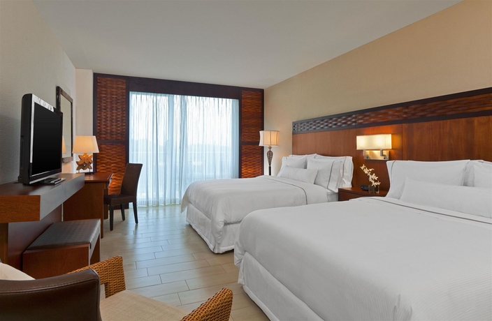 Imagen de la habitación del Hotel The Westin Playa Bonita Panama. Foto 11