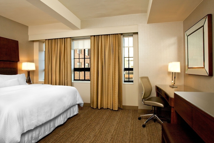 Imagen de la habitación del Hotel The Westin Portland Harborview. Foto 7