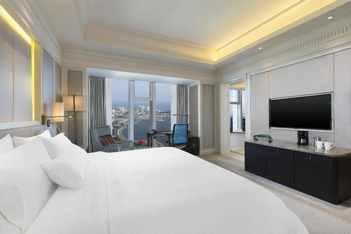 Imagen de la habitación del Hotel The Westin Qingdao. Foto 6