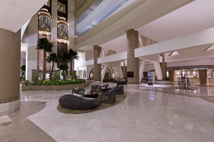 Imagen de los interiores del Hotel The Westin Resort Guam. Foto 10