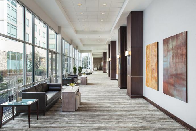 Imagen de los interiores del Hotel The Westin Richmond. Foto 12