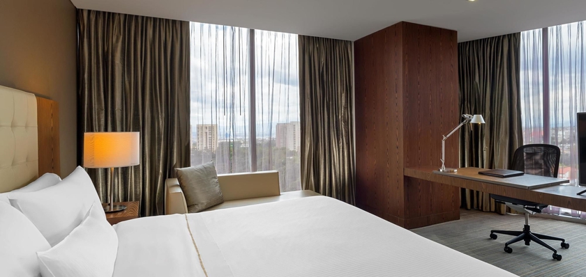 Imagen de la habitación del Hotel The Westin Santa Fe, Mexico City. Foto 10