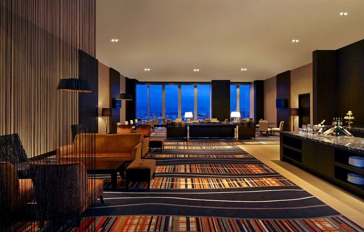 Imagen del bar/restaurante del Hotel The Westin Sendai. Foto 2
